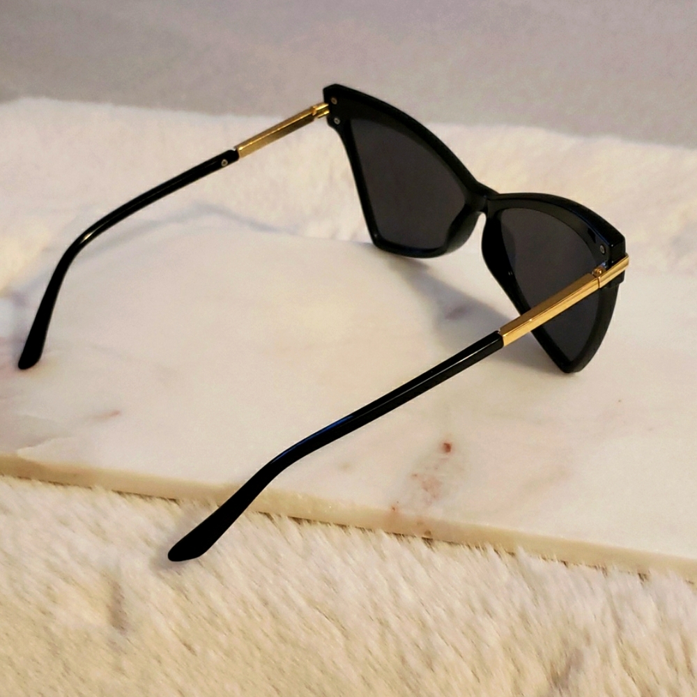 New Black Cateye Sunglasses with Gold Accent - Picture 7 of 9